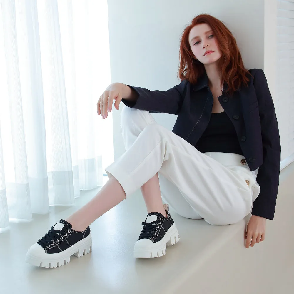 Corvara Lugged Laceup Sneakers (Nero)